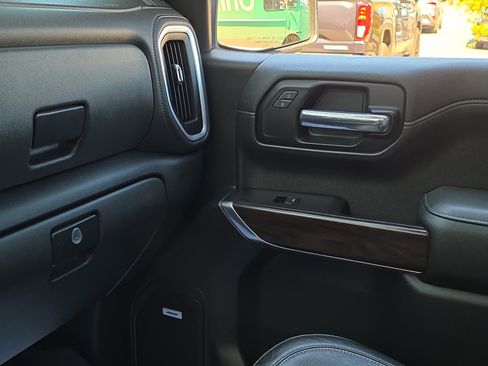 Used 2019 GMC Sierra 1500 SLT w/ SLT Premium Plus Package image 28