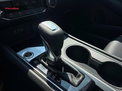 Used 2025 Nissan Altima 2.5 S FWD image 26