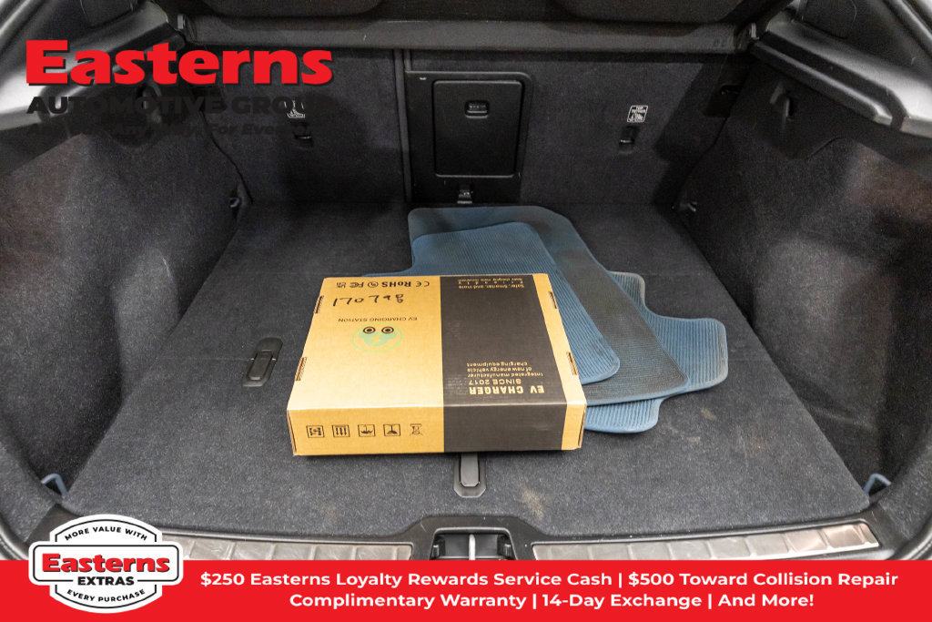 Used 2023 Volvo C40 P8 Recharge Ultimate AWD/4WD image 10