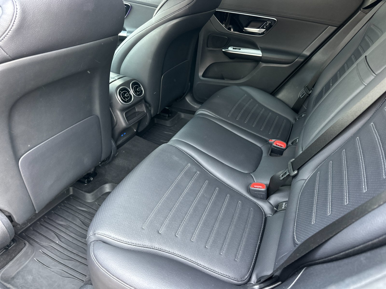 Certified 2024 Mercedes-Benz GLC 300 4MATIC image 12