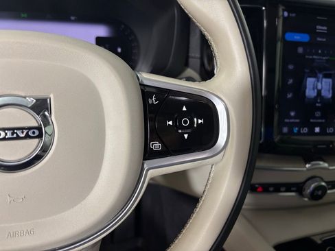 Used 2022 Volvo XC60 B6 Inscription w/ Advanced Package image 22