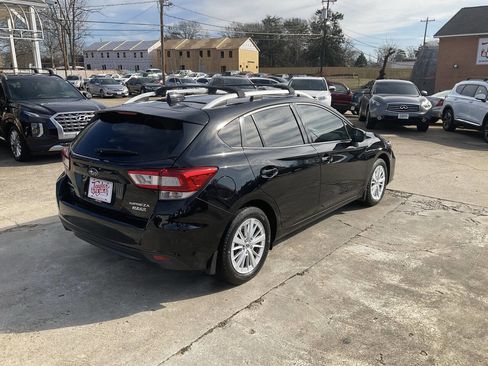 Used 2017 Subaru Impreza 2.0i Premium image 3