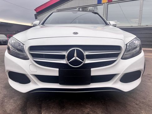 Used 2018 Mercedes-Benz C 300 4MATIC Sedan image 7