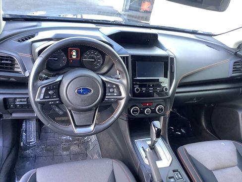 Used 2023 Subaru Crosstrek 2.0i Premium AWD/4WD image 10