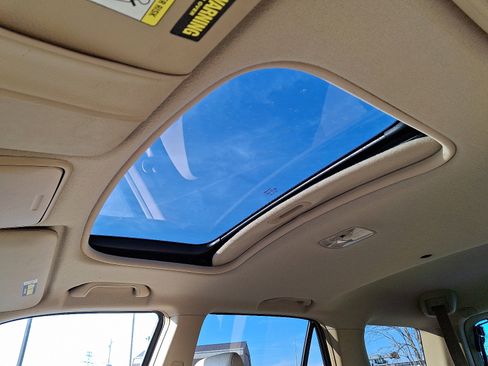 Used 2005 Honda CR-V EX image 14