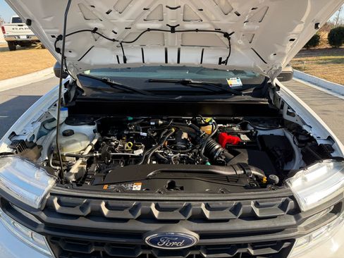 Used 2023 Ford Maverick XL w/ Equipment Group 100A Standard image 32