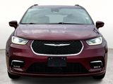 Used 2021 Chrysler Pacifica Touring-L image 5