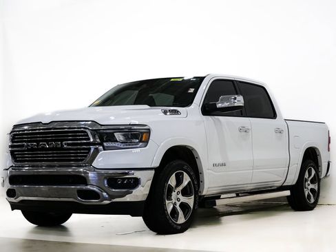 Used 2022 RAM 1500 Laramie AWD/4WD image 3