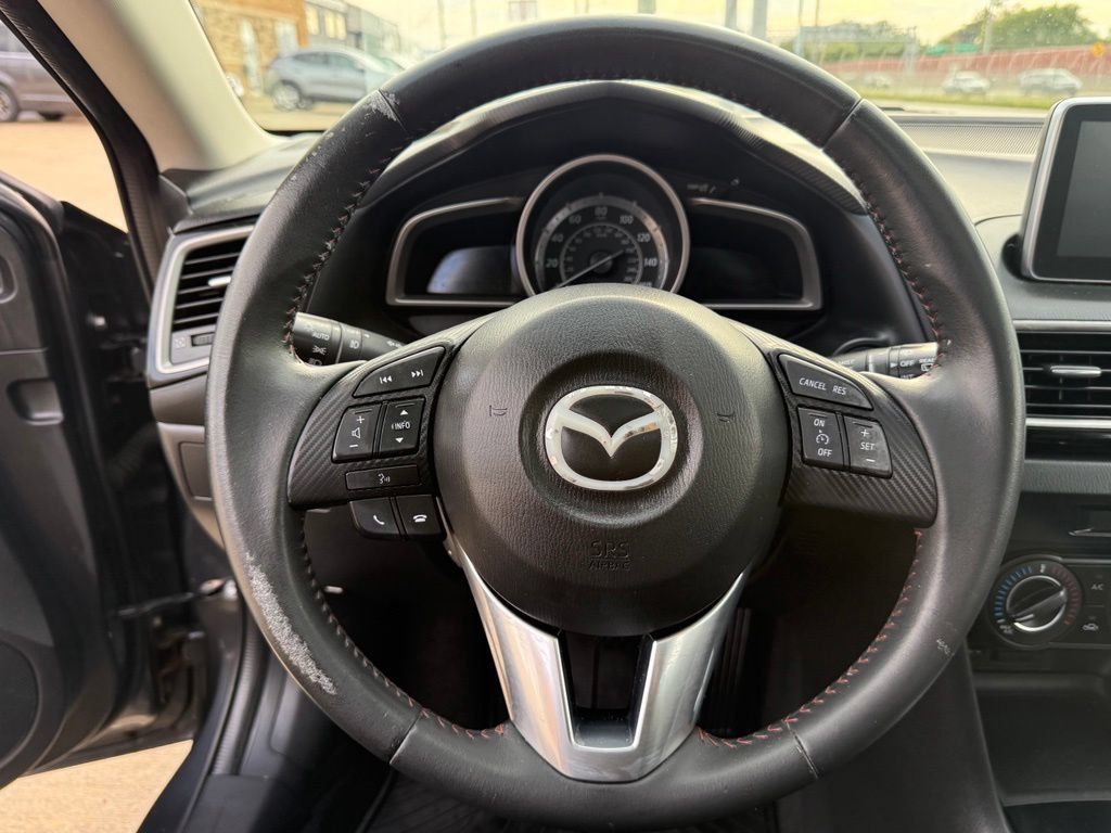 Used 2016 MAZDA MAZDA3 i Touring FWD image 28