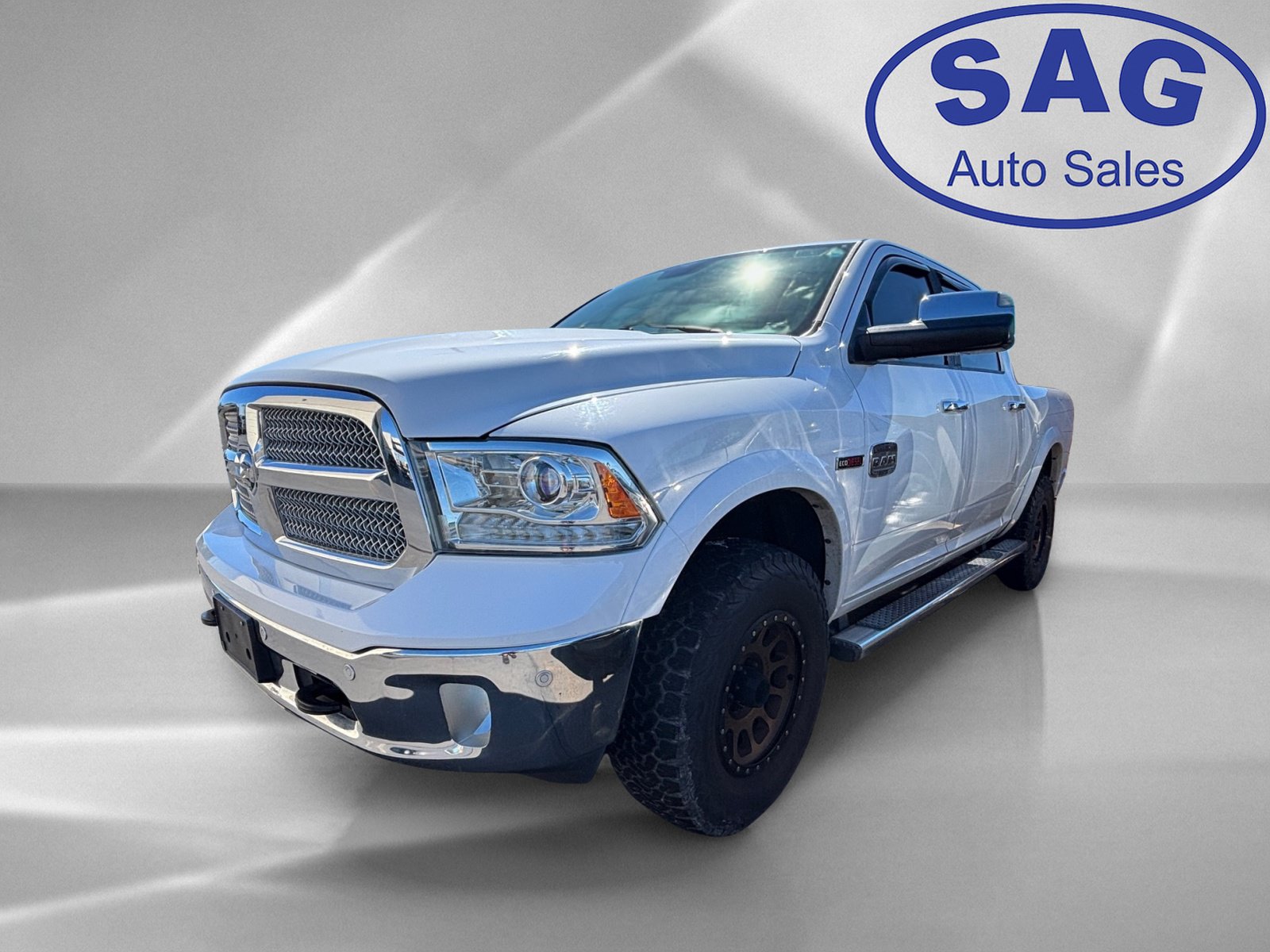 Used 2015 RAM 1500 Laramie Longhorn w/ Convenience Group AWD/4WD image 5