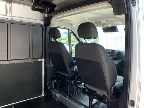 Used 2024 RAM ProMaster 1500 FWD image 24