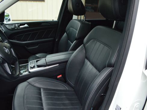 Used 2015 Mercedes-Benz GL 320 BlueTEC 4MATIC image 15