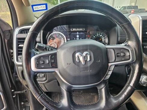 Used 2019 RAM 1500 Laramie image 8