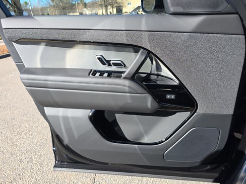 New 2026 Land Rover Range Rover Sport SE image 27