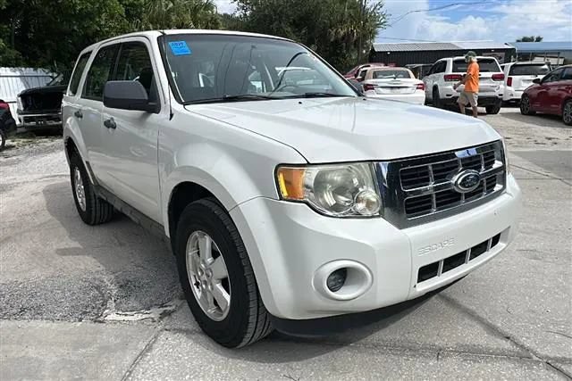 Used 2012 Ford Escape XLS FWD image 9