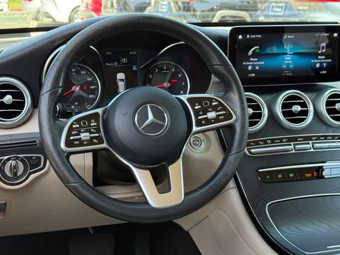 Used 2021 Mercedes-Benz GLC 300 image 41