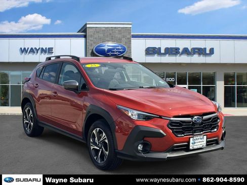 Certified 2025 Subaru Crosstrek 2.0i Premium AWD/4WD image 1