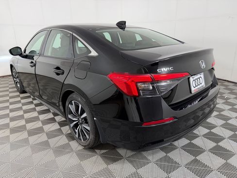 Used 2024 Honda Civic EX image 3