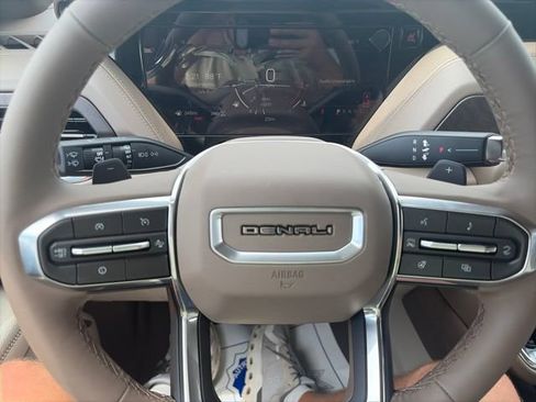New 2026 GMC Yukon Denali w/ Sun & Power Step Package AWD/4WD image 21