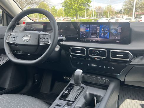 New 2026 Nissan Sentra SV w/ SV Convenience Package FWD image 3