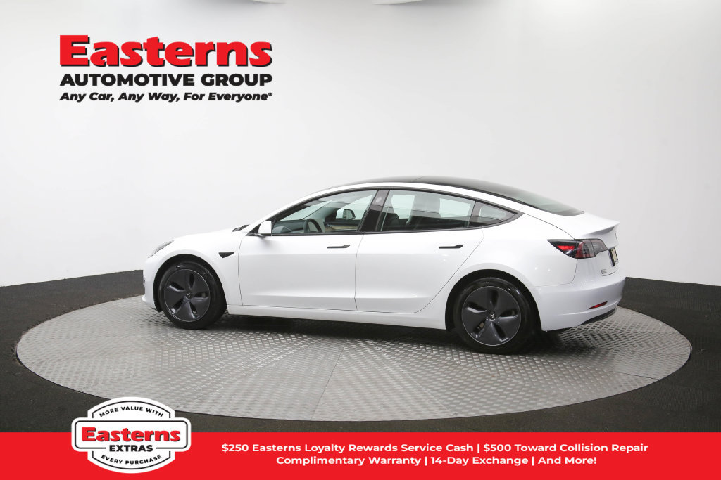 Used 2022 Tesla Model 3 Long Range AWD/4WD image 57