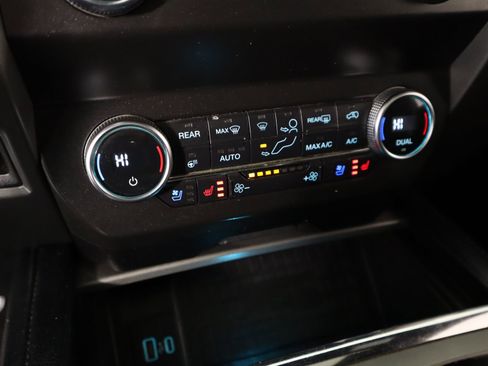 Used 2020 Ford Expedition XLT w/ Equipment Group 202A image 8