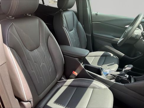 New 2026 Buick Encore GX Avenir w/ Avenir Technology Package AWD/4WD image 19