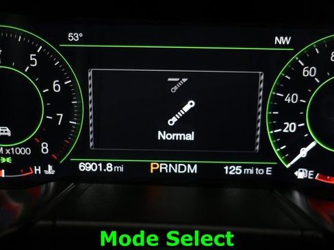 Used 2022 Ford Mustang Shelby GT500 w/ Carbon Fiber Track Pack image 29