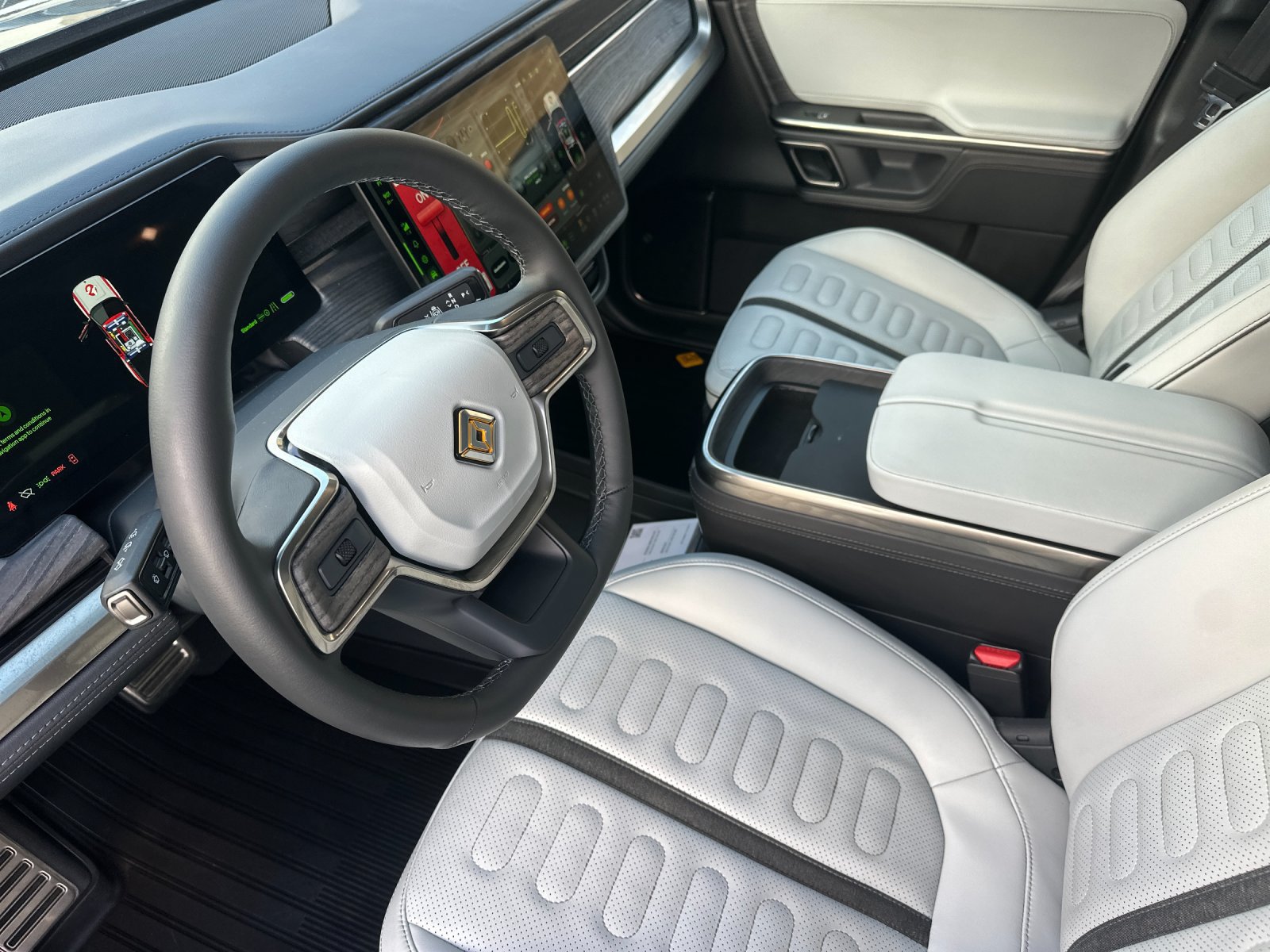 Used 2023 Rivian R1T Adventure Quad AWD/4WD image 10