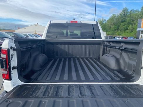 Used 2023 RAM 1500 Big Horn AWD/4WD image 14