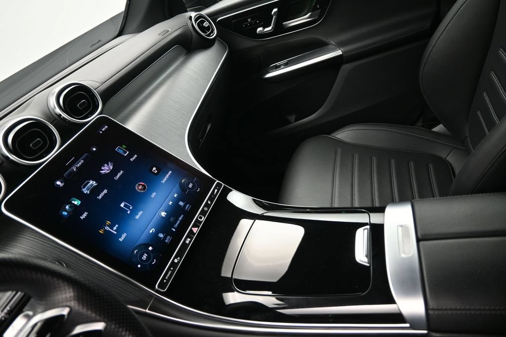 Used 2023 Mercedes-Benz GLC 300 image 18