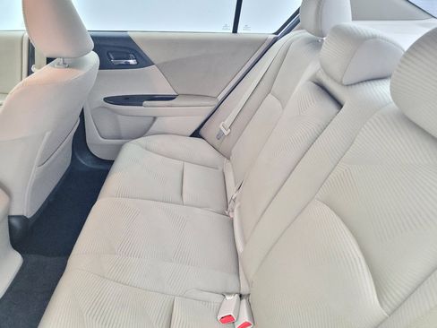 Used 2015 Honda Accord LX image 18