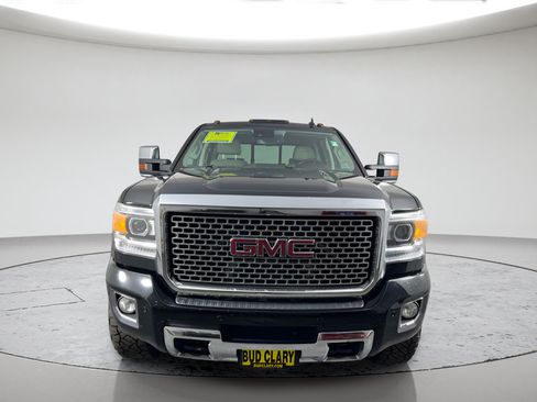 Used 2015 GMC Sierra 2500 Denali w/ Duramax Plus Package AWD/4WD image 8