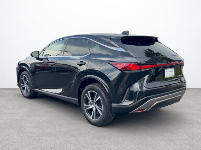 Used 2024 Lexus RX 350 FWD w/ Technology Package image 3