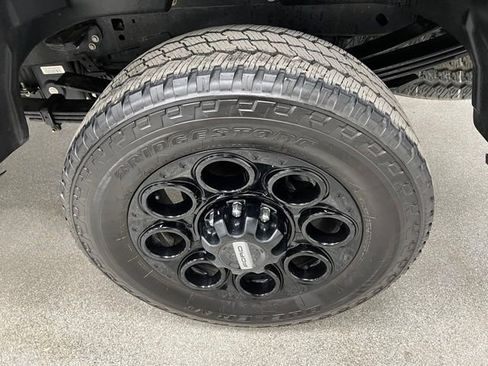 Used 2024 Ford F350 Lariat w/ Black Appearance Package AWD/4WD image 16