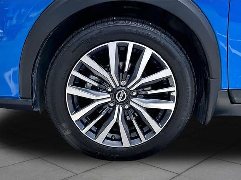 Used 2021 Nissan Kicks SV FWD image 11