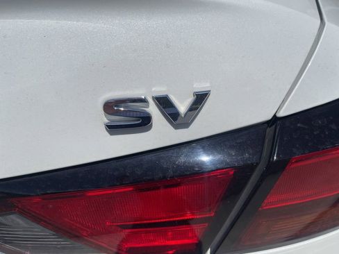 Used 2021 Nissan Altima 2.5 SV FWD image 5