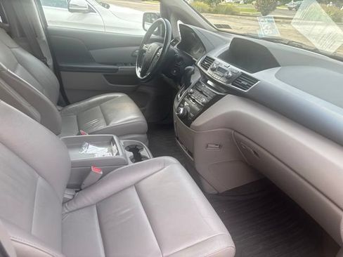 Used 2012 Honda Odyssey Touring image 6