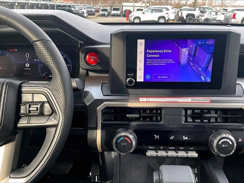 Used 2025 Toyota Tacoma TRD Off-Road image 6