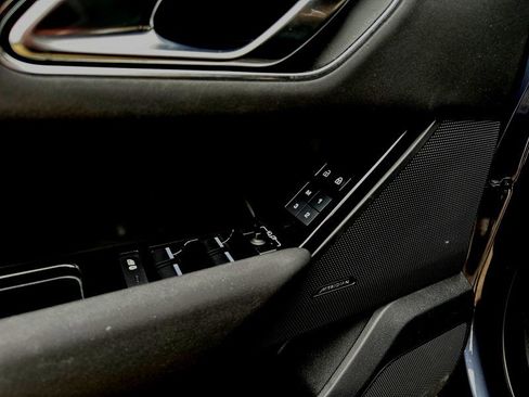 Used 2024 Land Rover Range Rover Velar Dynamic SE image 14