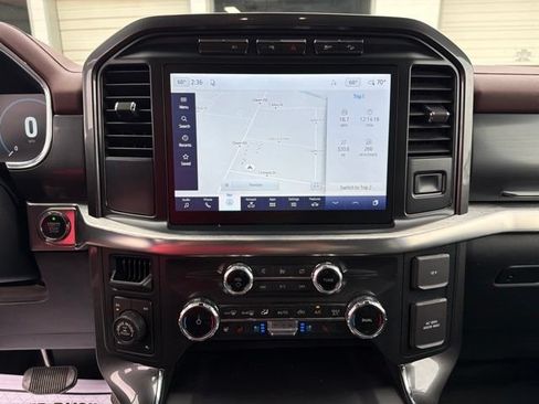 Used 2022 Ford F150 Lariat w/ Equipment Group 502A High AWD/4WD image 19