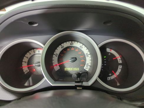 Used 2011 Toyota Tacoma PreRunner image 12