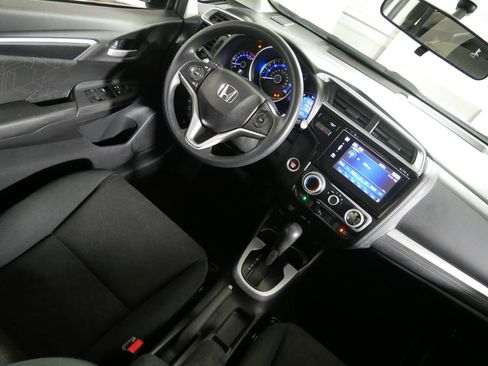 Used 2016 Honda Fit EX image 9