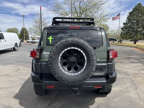 Used 2010 Toyota FJ Cruiser 4WD image 4