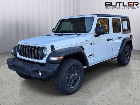 Used 2024 Jeep Wrangler Sport S image 1