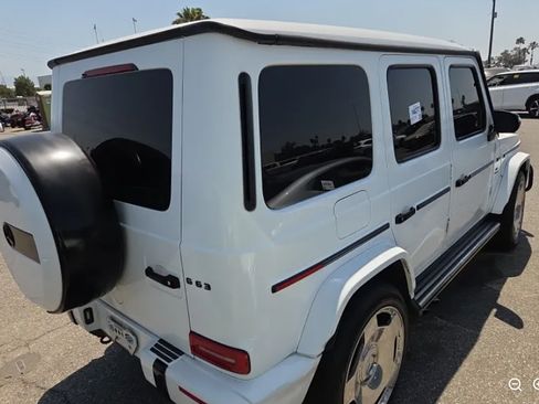 Used 2020 Mercedes-Benz G 550 image 3