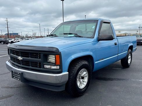 Used 1996 Chevrolet Silverado 1500 2WD Regular Cab image 2