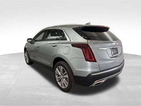 Certified 2025 Cadillac XT5 Premium Luxury image 5