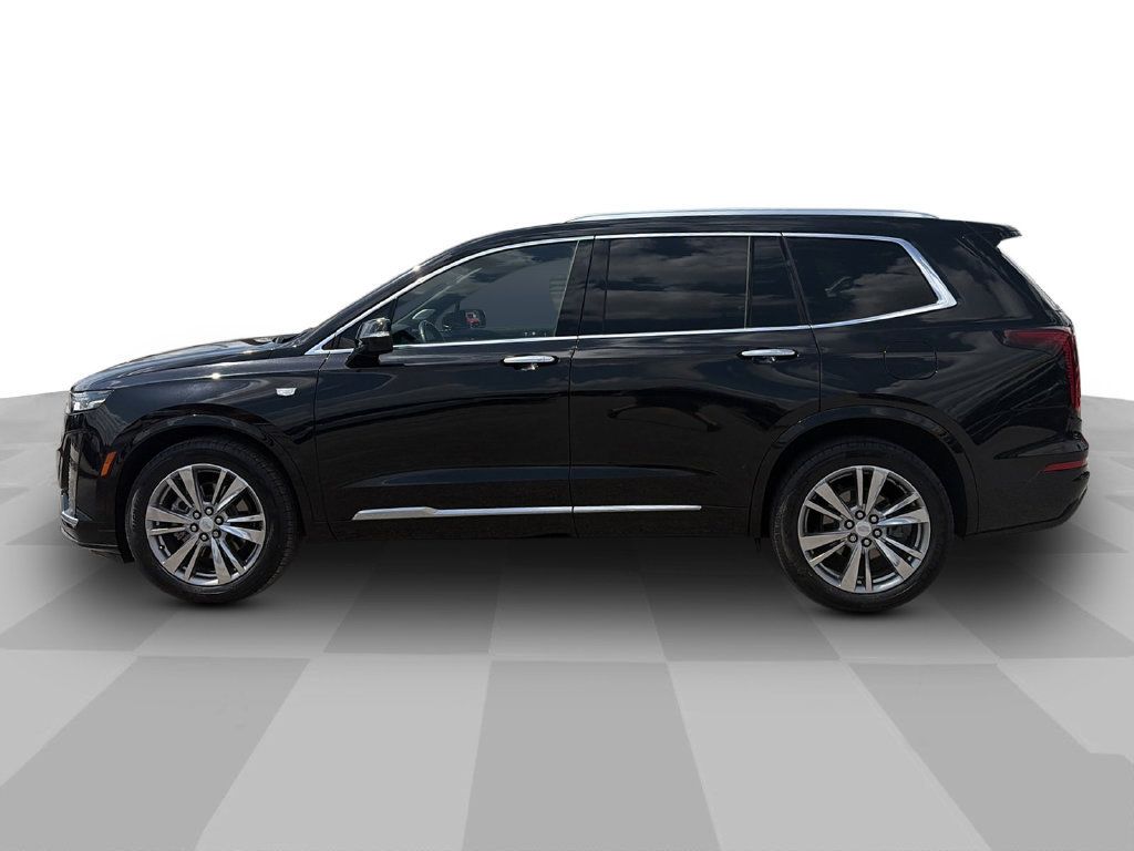 Used 2023 Cadillac XT6 Premium Luxury FWD image 4