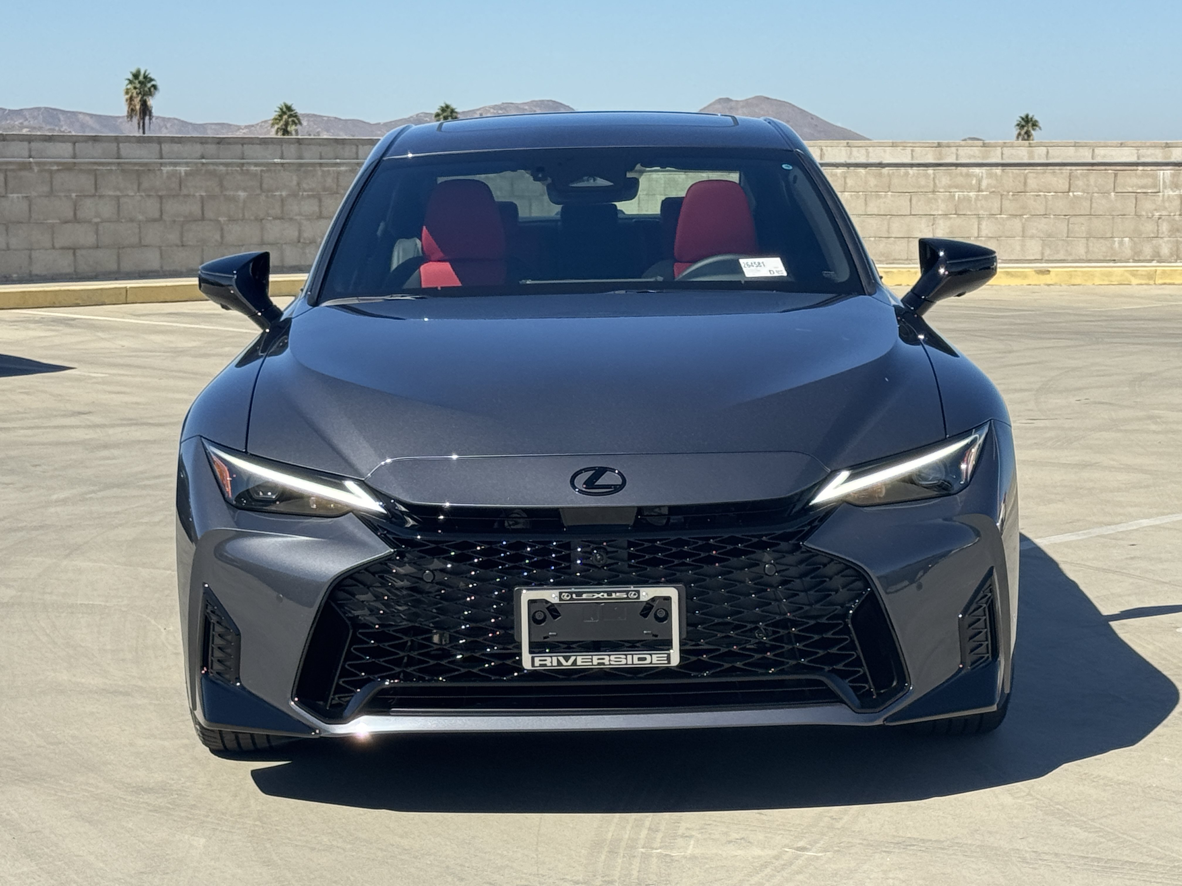 Used 2025 Toyota Camry XSE FWD image 3